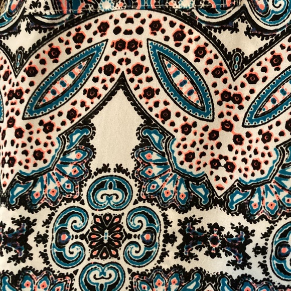 🛍 [handed down] Express | Portofino Shirt button up blouse adjustable sleeves - Picture 2 of 8